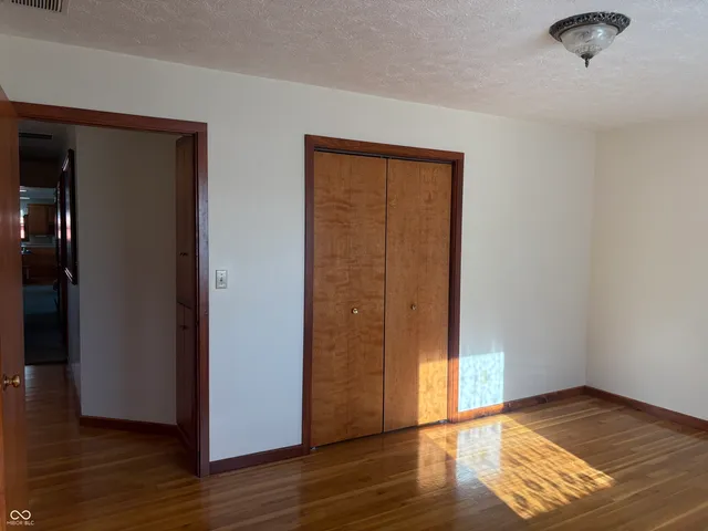 $265,500 | 1031 West 11th Street, Rushville, IN 46173