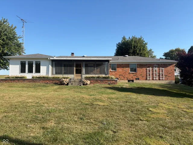 $265,500 | 1031 West 11th Street, Rushville, IN 46173