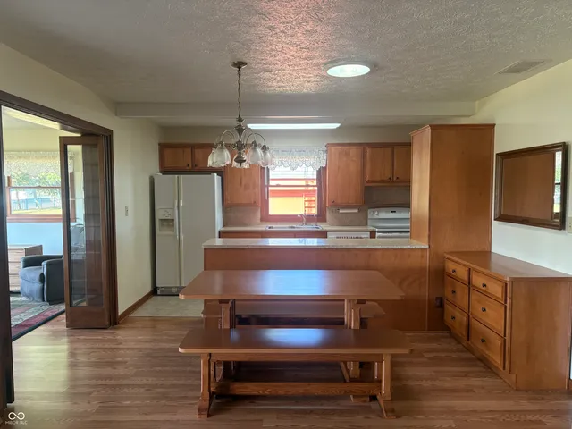 $265,500 | 1031 West 11th Street, Rushville, IN 46173