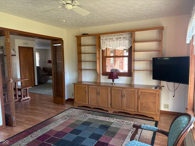 $265,500 | 1031 West 11th Street, Rushville, IN 46173