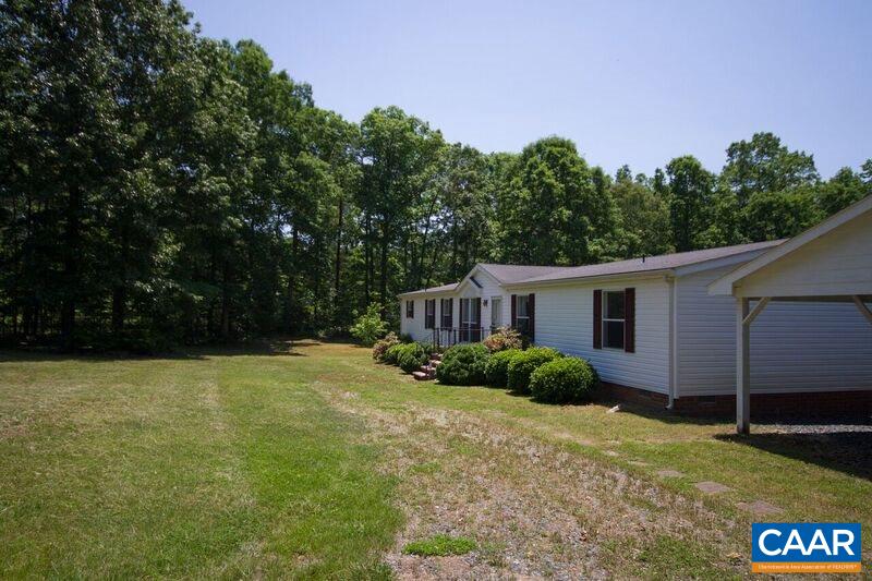 18 Tabscott Road Kents Store, VA 23084 - Photo 42 of 46 a view of a house with a yard