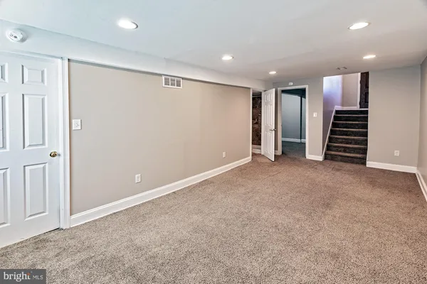 $2,100 | 40 Booker Circle, New Castle, DE 19720