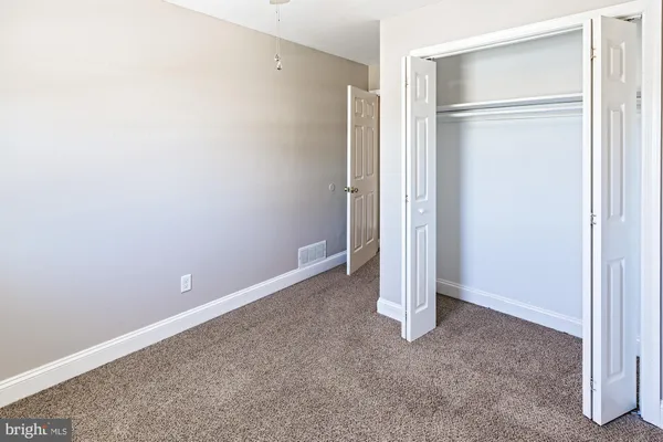 $2,100 | 40 Booker Circle, New Castle, DE 19720