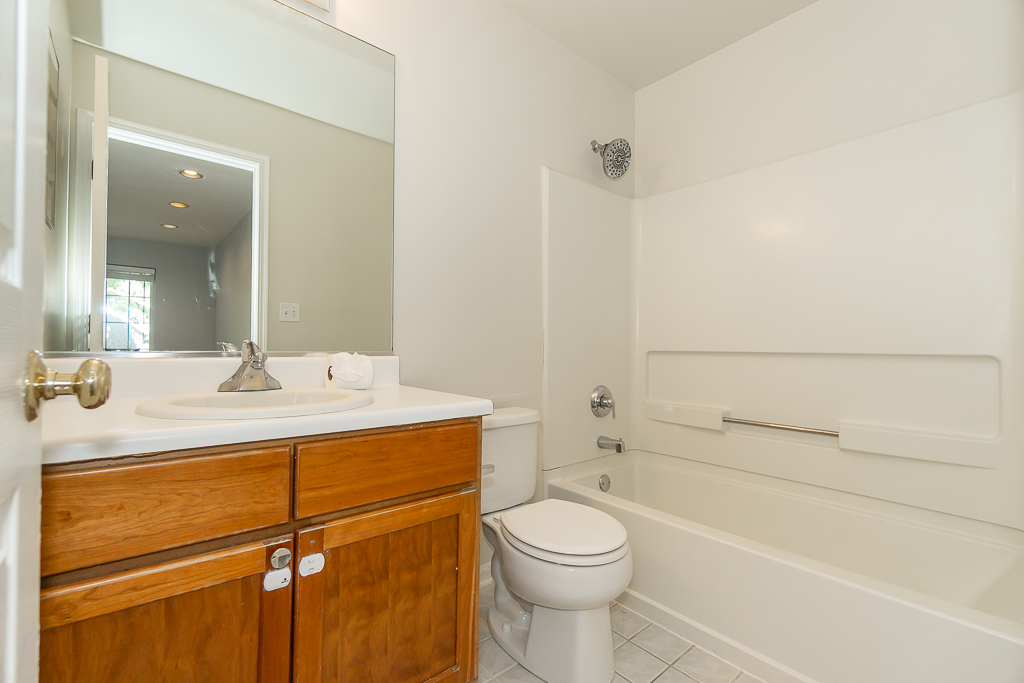 739 Georgian Court Addison, IL 60101 - Photo 20 of 30