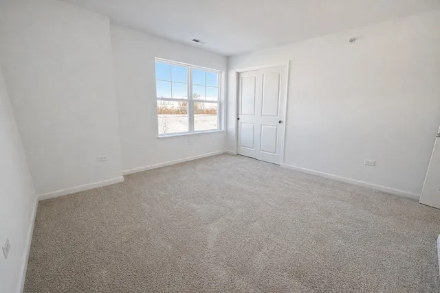 $3,000 | 16517 Golden Vly Lane, Lockport, IL 60441