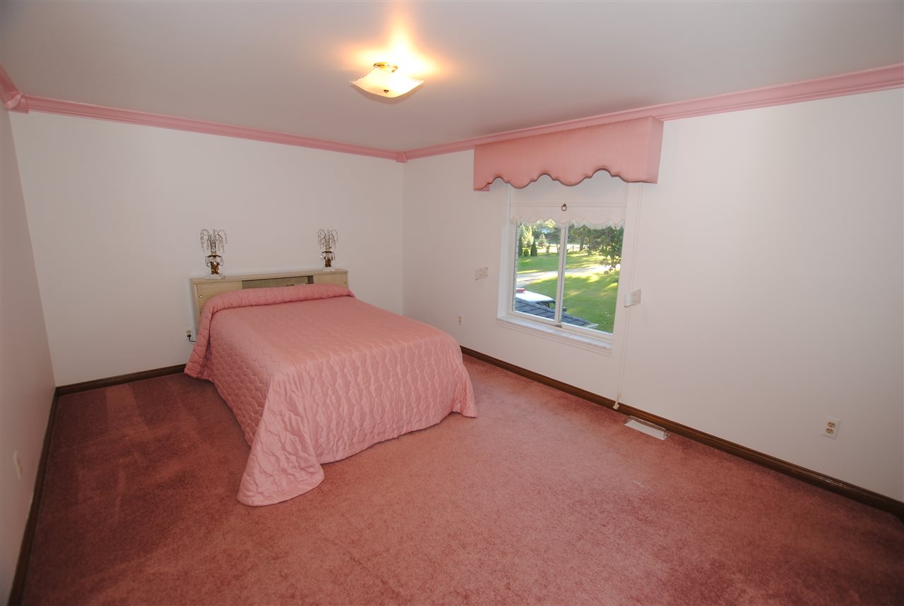 46200 Heydenreich Road Macomb, MI 48044 - Photo 31 of 51 31362131-30.JPG