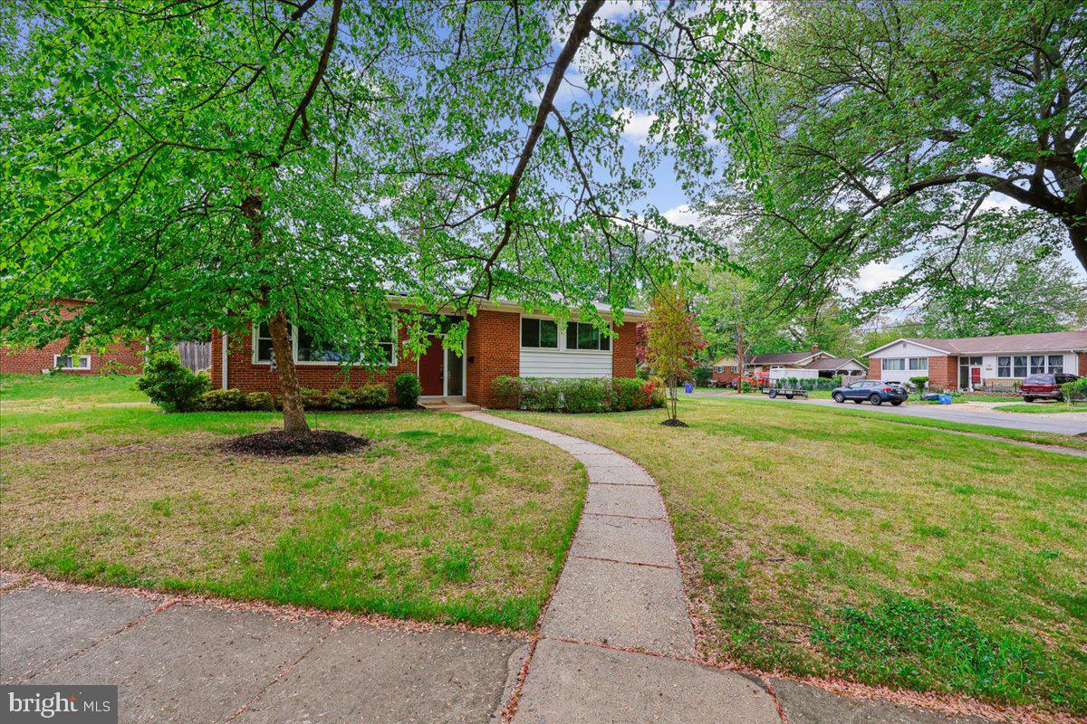 1901 Ladd Street Silver Spring, MD 20902 - Photo 78 of 101