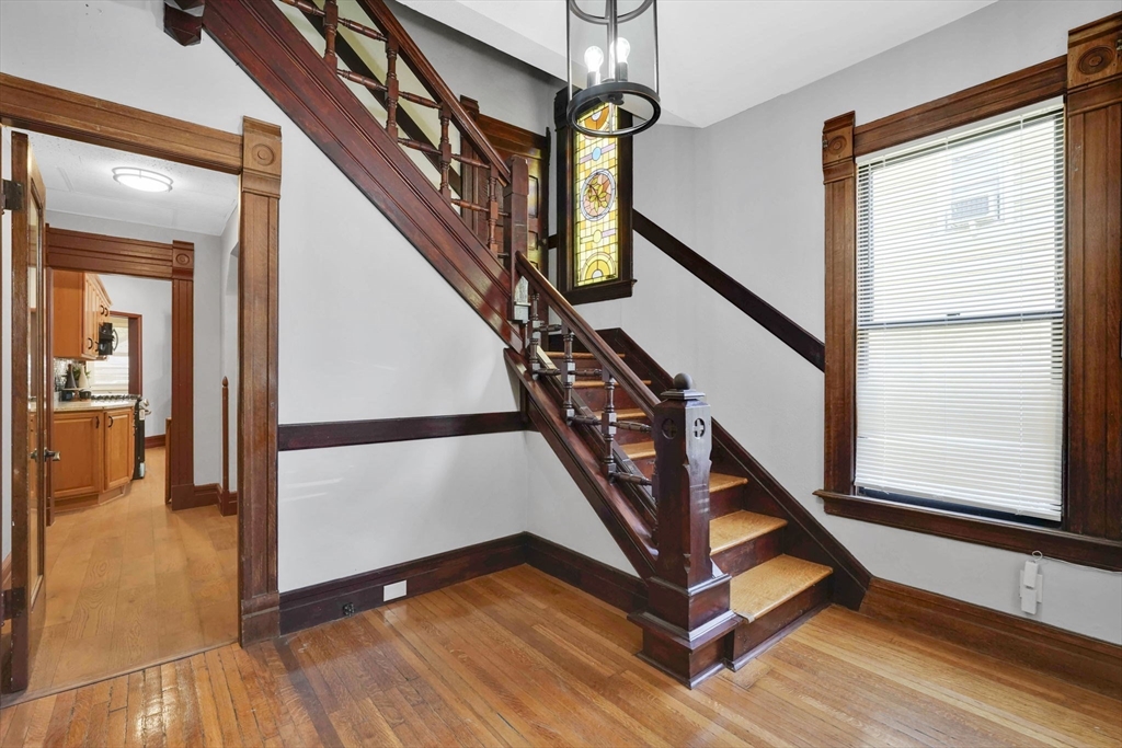 288 St James Avenue Springfield, MA 01109 - Photo 4 of 41