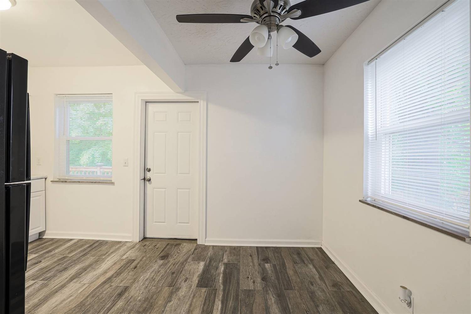 8061 Daly Road Cincinnati, OH 45224 - Photo 11 of 29