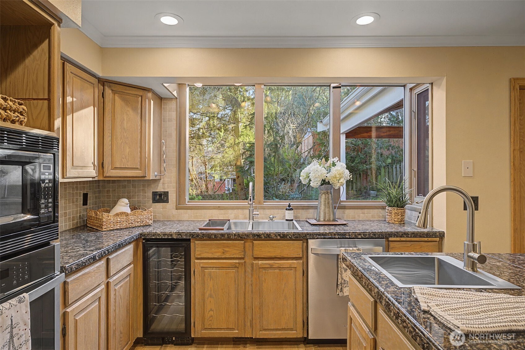 2386 215th Place Southwest Brier, WA 98036 - Photo 11 of 37