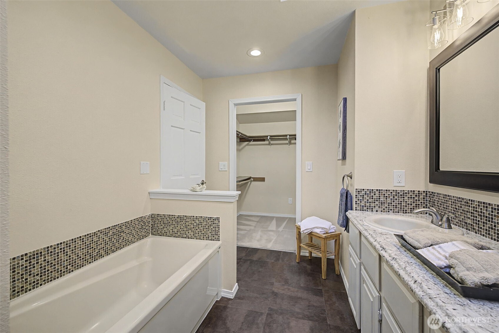 2386 215th Place Southwest Brier, WA 98036 - Photo 28 of 37