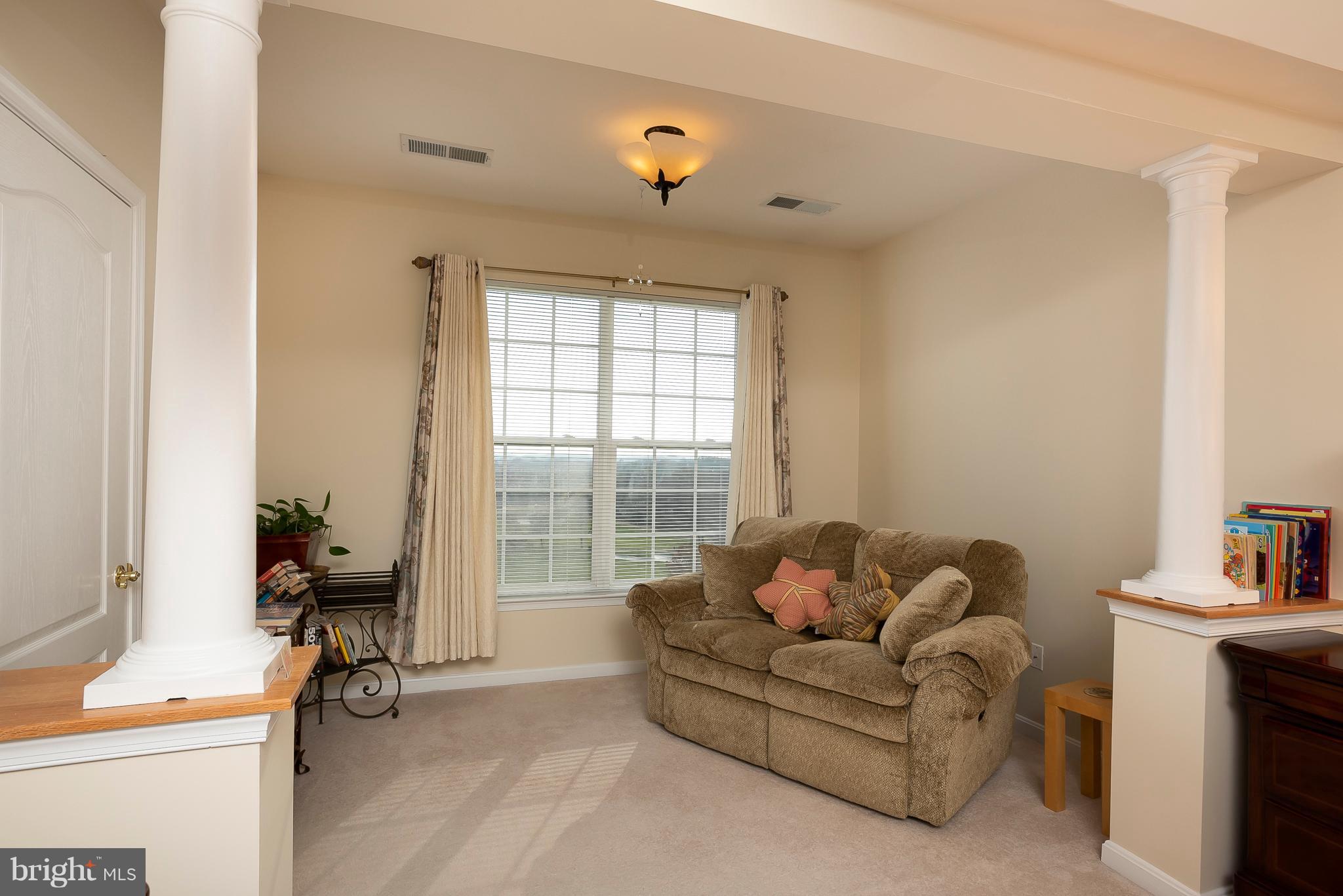 7325 Brookview Road, Unit 405 Elkridge, MD 21075 - Photo 20 of 37 Master Bedroom Sitting Area