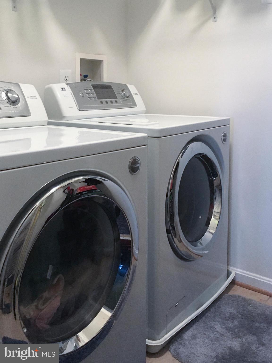 7325 Brookview Road, Unit 405 Elkridge, MD 21075 - Photo 27 of 37 Laundry Room