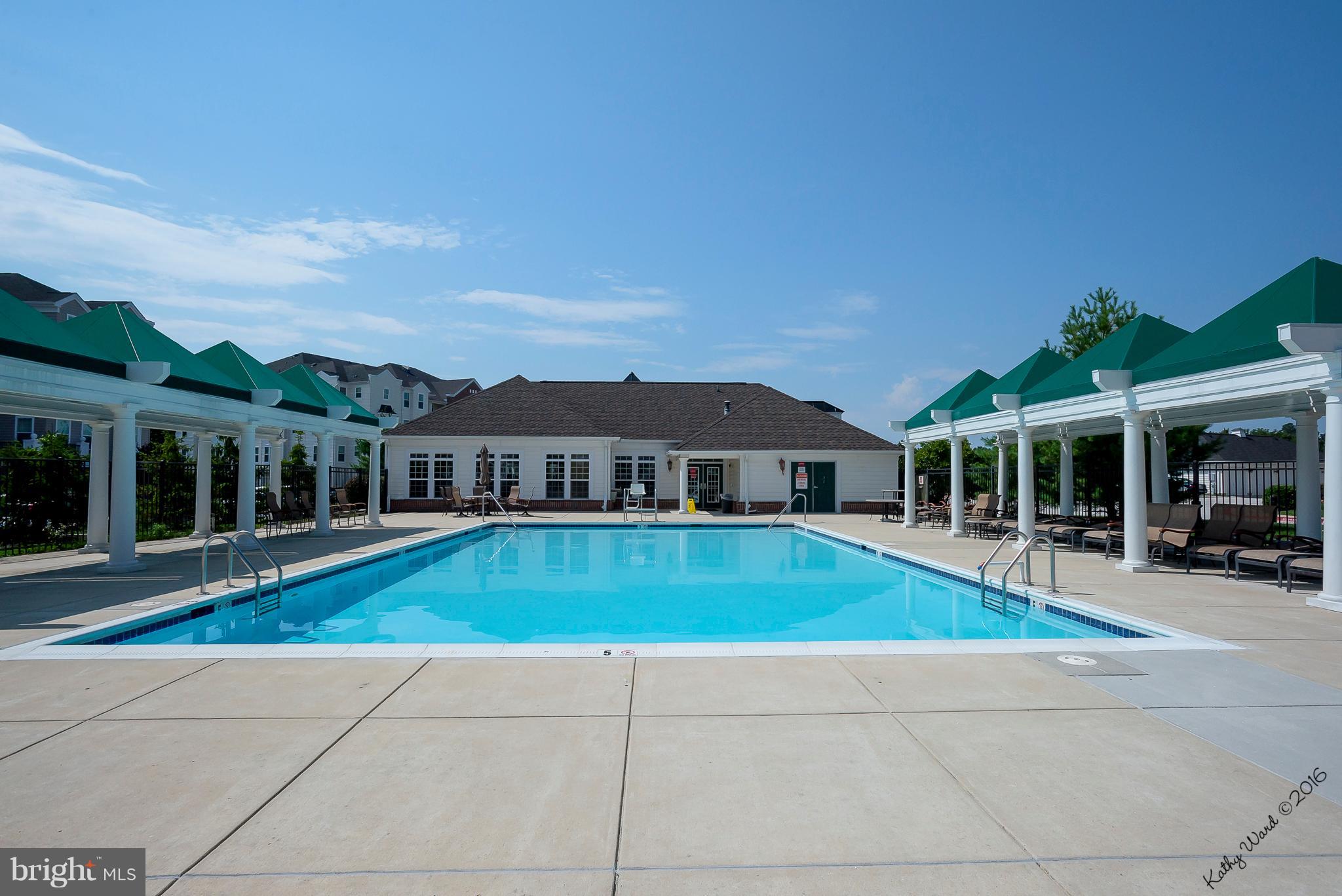 7325 Brookview Road, Unit 405 Elkridge, MD 21075 - Photo 36 of 37 Community Pool