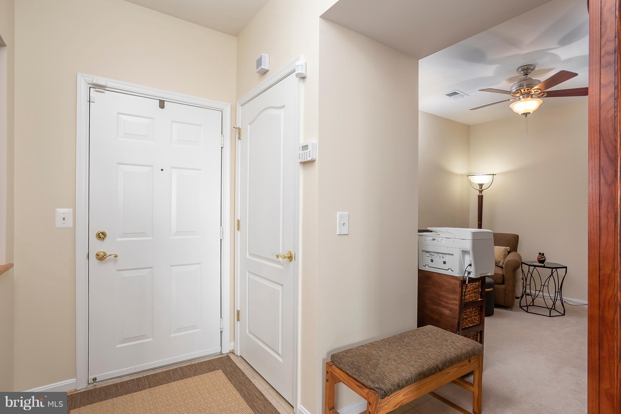 7325 Brookview Road, Unit 405 Elkridge, MD 21075 - Photo 7 of 37 Foyer to Office