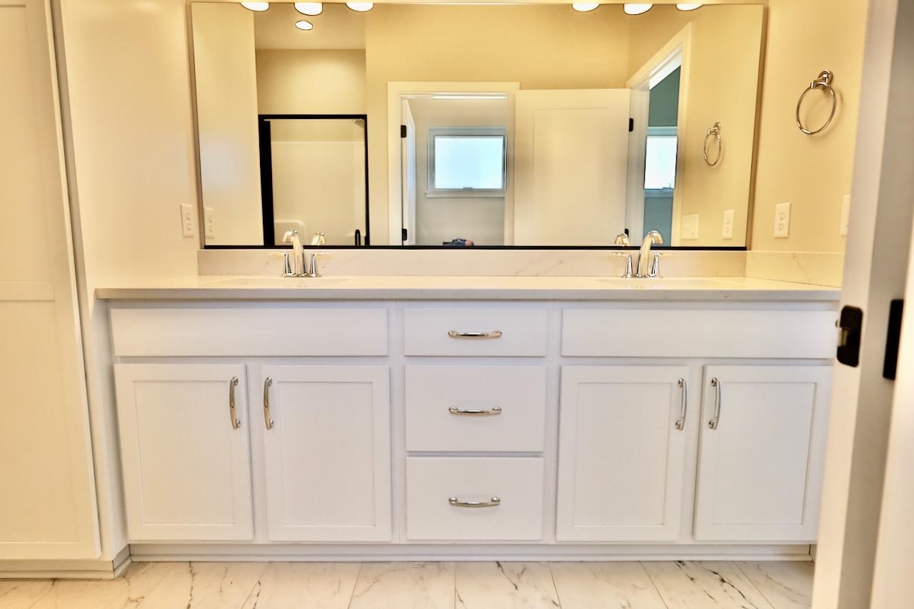 4432 Valor Way Madison, WI 53718 - Photo 18 of 41