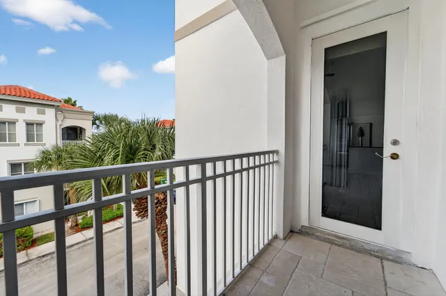 $2,800 | 11015 Legacy Lane, Unit 304, Palm Beach Gardens, FL 33410