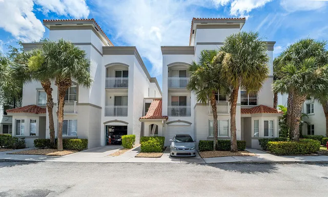 $2,800 | 11015 Legacy Lane, Unit 304, Palm Beach Gardens, FL 33410