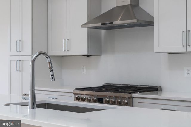 $1,950,000 | 1414 5th Street Northwest, Unit B, Washington, DC 20001