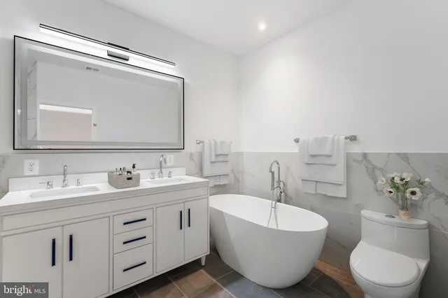 $1,950,000 | 1414 5th Street Northwest, Unit B, Washington, DC 20001