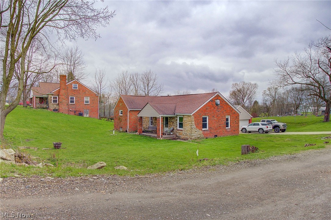 6217 Navarre Road Southwest Canton, OH 44706 - Photo 3 of 22 Gallery Image 3