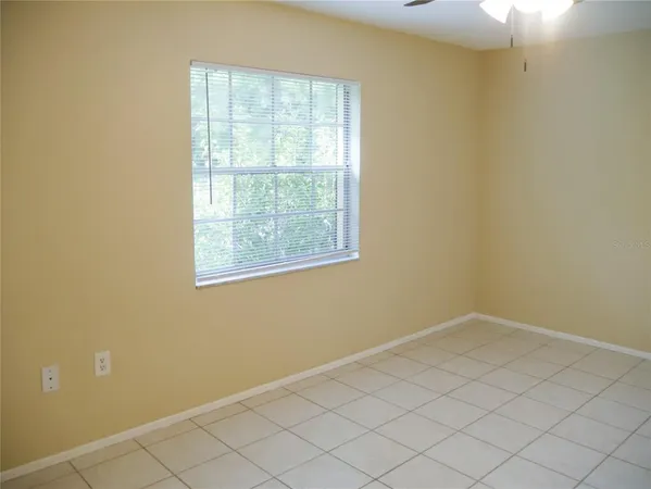 $2,000 | 2411 Aspinwall Street, Unit 2411, Sarasota, FL 34237