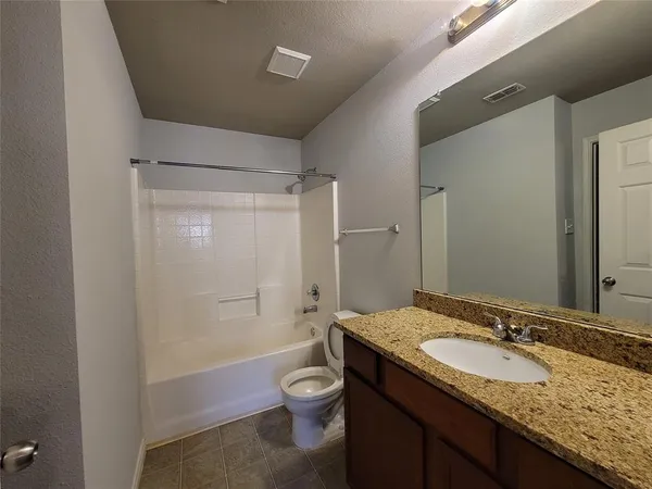 $1,950 | 306 Charleston Drive, Anna, TX 75409