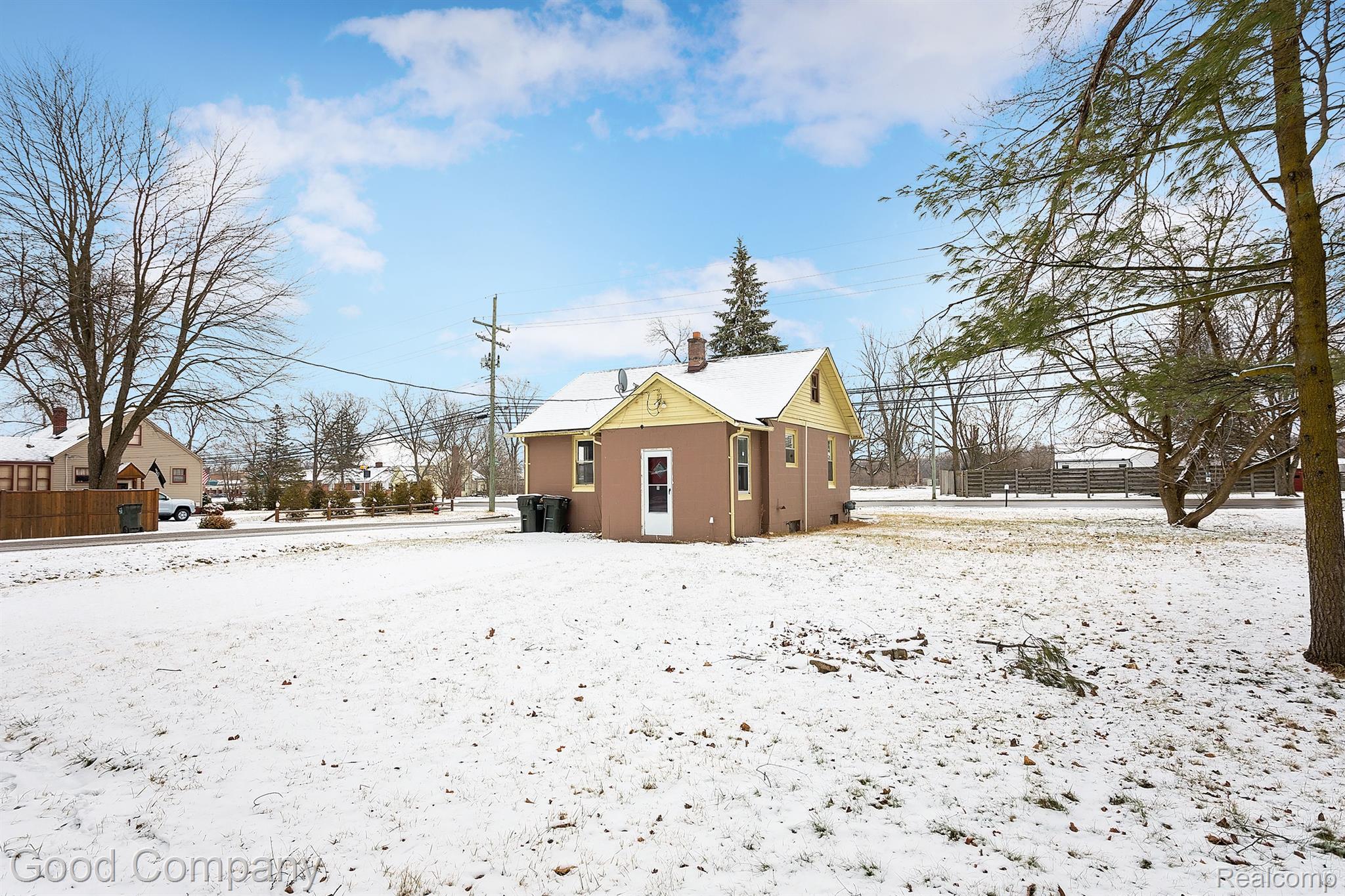 1295 East Auburn Road Rochester, MI 48307 - Photo 23 of 25 Street view