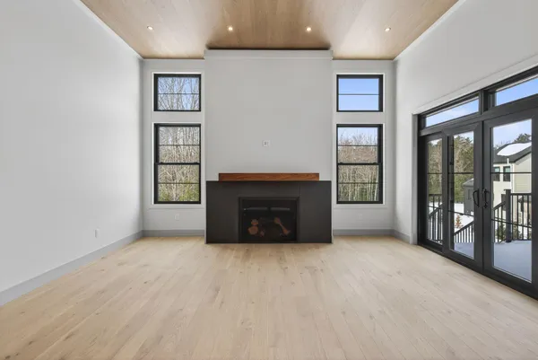 $1,750,000 | 448 Blackstrap Road, Falmouth, ME 04105