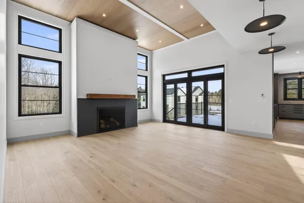 $1,750,000 | 448 Blackstrap Road, Falmouth, ME 04105