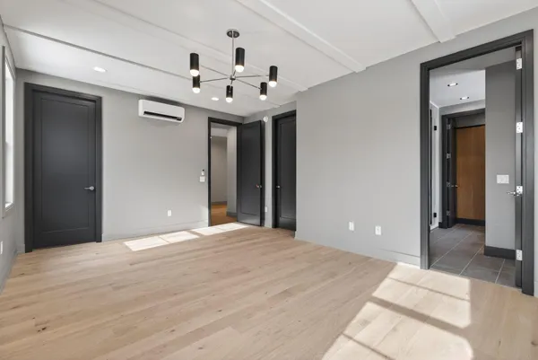 $1,750,000 | 448 Blackstrap Road, Falmouth, ME 04105