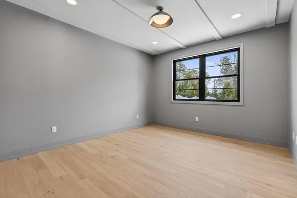 $1,750,000 | 448 Blackstrap Road, Falmouth, ME 04105