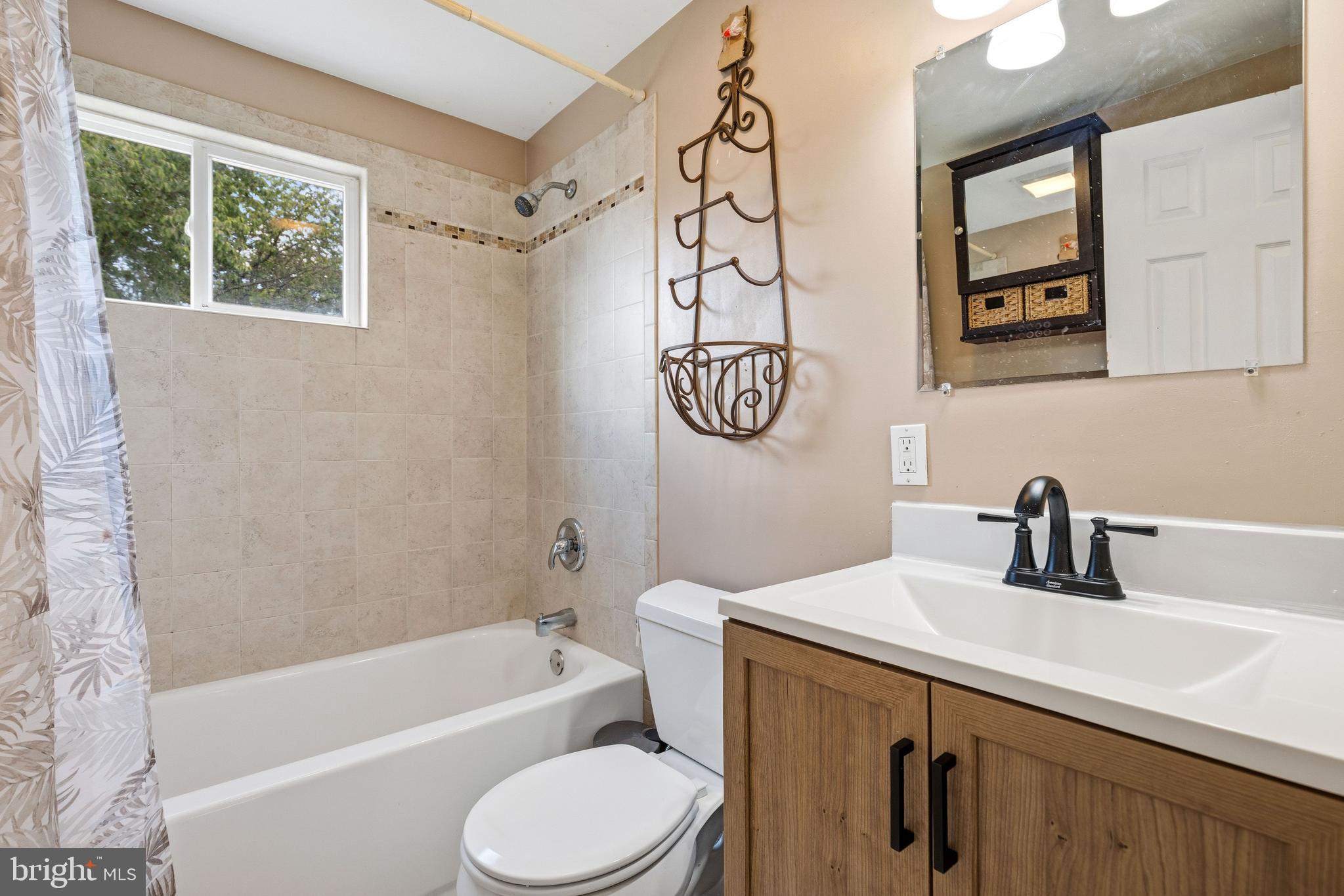 217 George Dye Road Hamilton, NJ 08690 - Photo 17 of 44