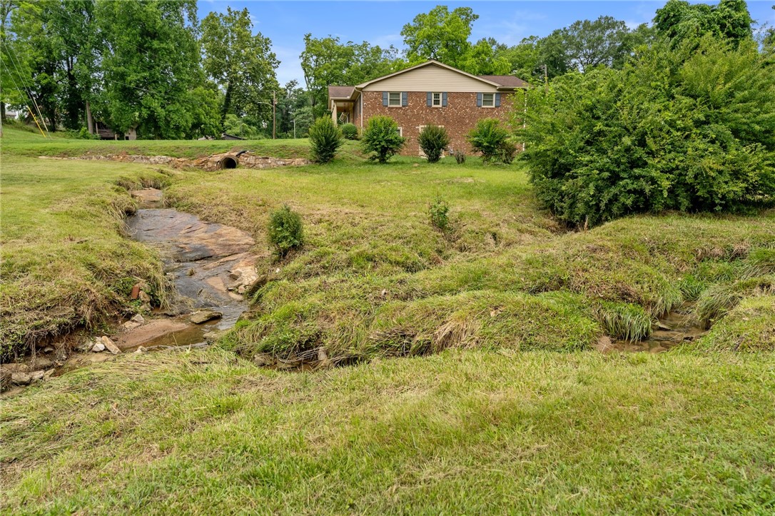 203 East 2nd Avenue Easley, SC 29640 - Photo 24 of 29