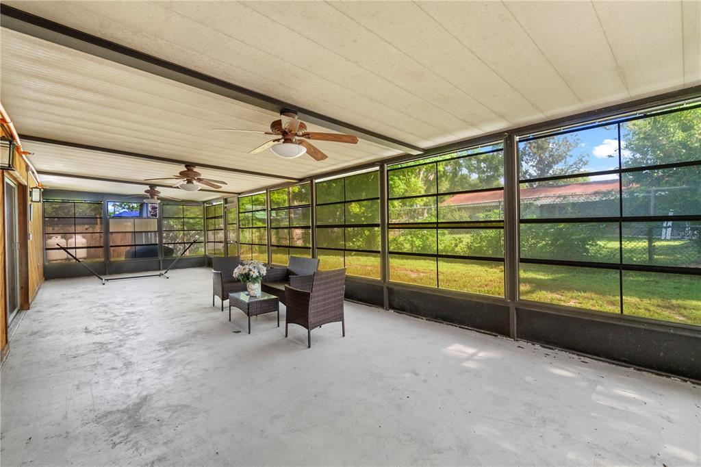 207 West Wheeler Road Seffner, FL 33584 - Photo 36 of 43