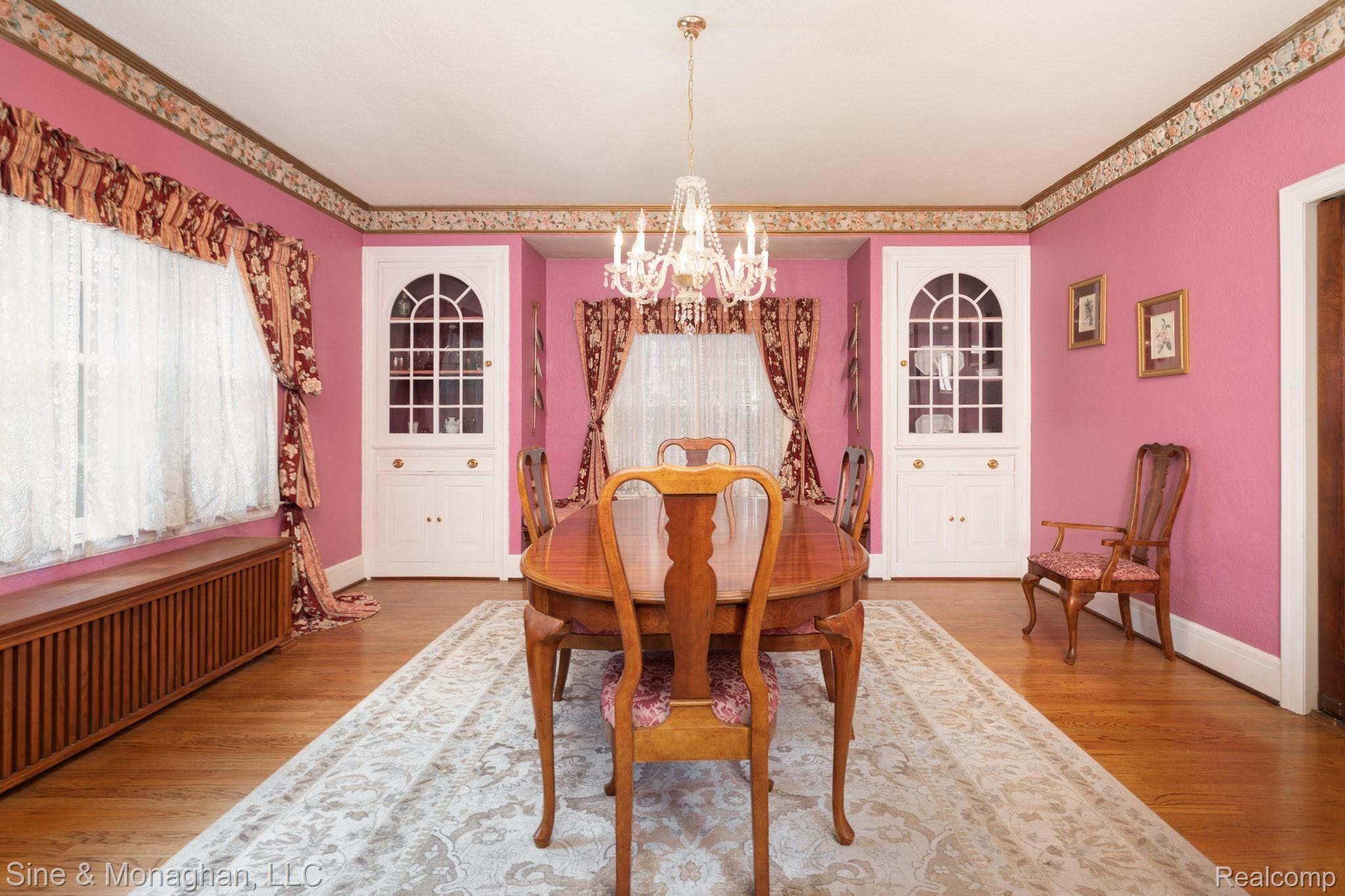 1399 Whittier Road Grosse Pointe, MI 48230 - Photo 8 of 29 14.jpg