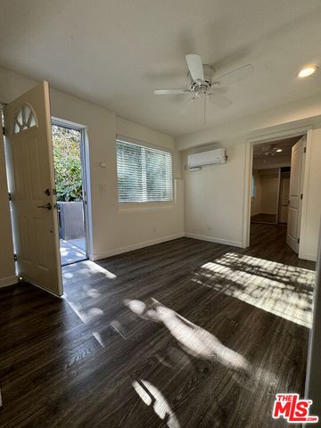 $1,725 | 5813 Harold Way, Los Angeles, CA 90028