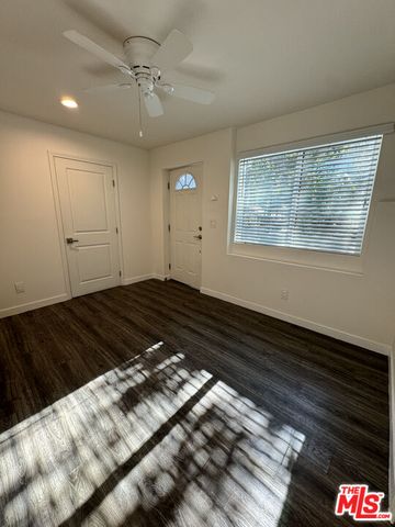 $1,725 | 5813 Harold Way, Los Angeles, CA 90028