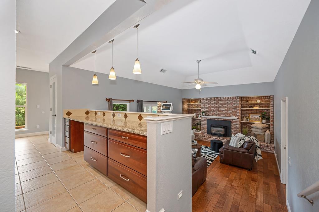 8780 Longmore Way Fair Oaks, CA 95628 - Photo 11 of 48