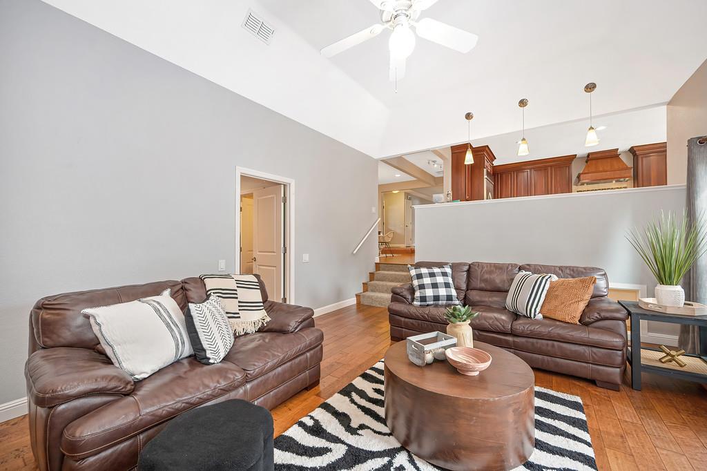 8780 Longmore Way Fair Oaks, CA 95628 - Photo 13 of 48