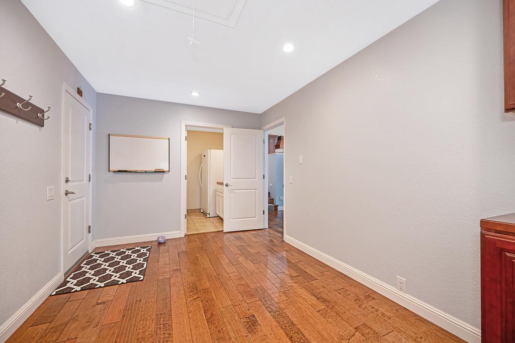8780 Longmore Way Fair Oaks, CA 95628 - Photo 15 of 48