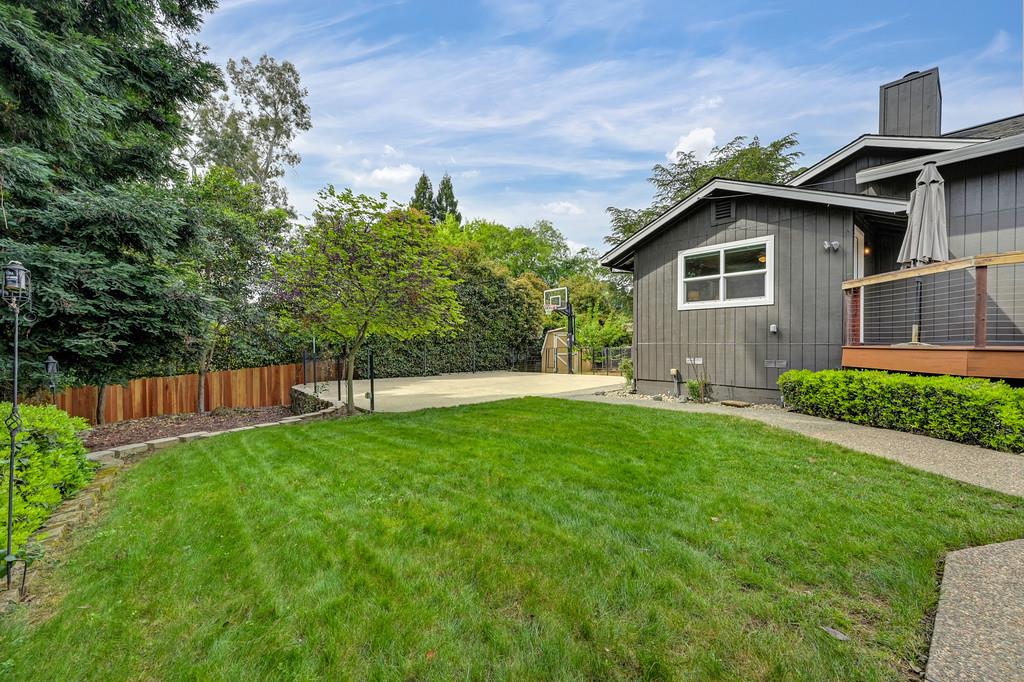 8780 Longmore Way Fair Oaks, CA 95628 - Photo 35 of 48