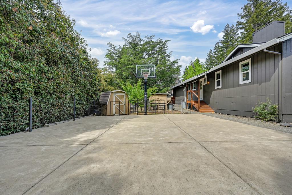 8780 Longmore Way Fair Oaks, CA 95628 - Photo 38 of 48