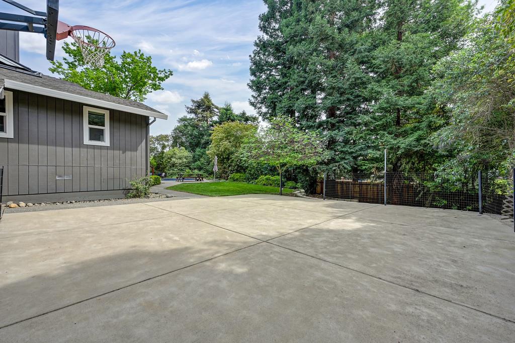 8780 Longmore Way Fair Oaks, CA 95628 - Photo 39 of 48