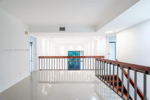 $565,000 | 20347 West Country Club Drive, Unit TH15, Aventura, FL 33180