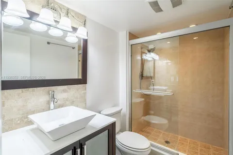 $565,000 | 20347 West Country Club Drive, Unit TH15, Aventura, FL 33180