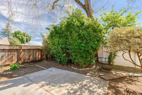 $550,000 | 182-186 Torzelli Lane, Santa Rosa, CA 95407