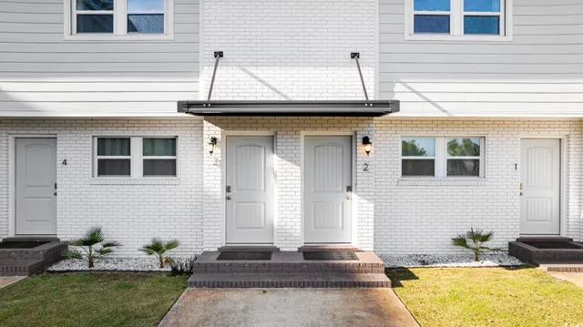 $1,075 | 409 17th Avenue North, Unit 3, Myrtle Beach, SC 29577