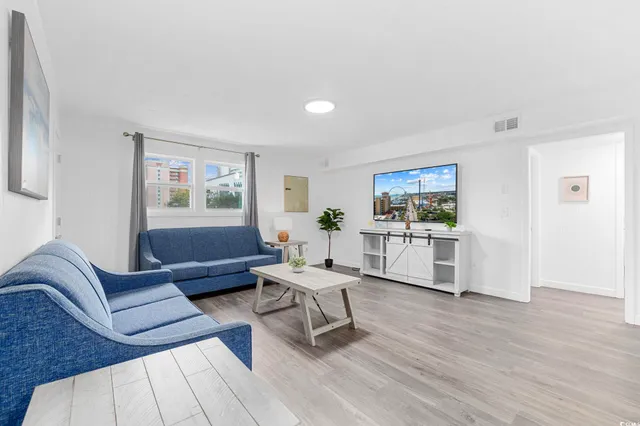 $1,075 | 409 17th Avenue North, Unit 3, Myrtle Beach, SC 29577