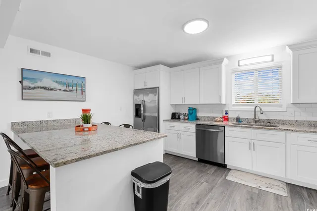 $1,075 | 409 17th Avenue North, Unit 3, Myrtle Beach, SC 29577